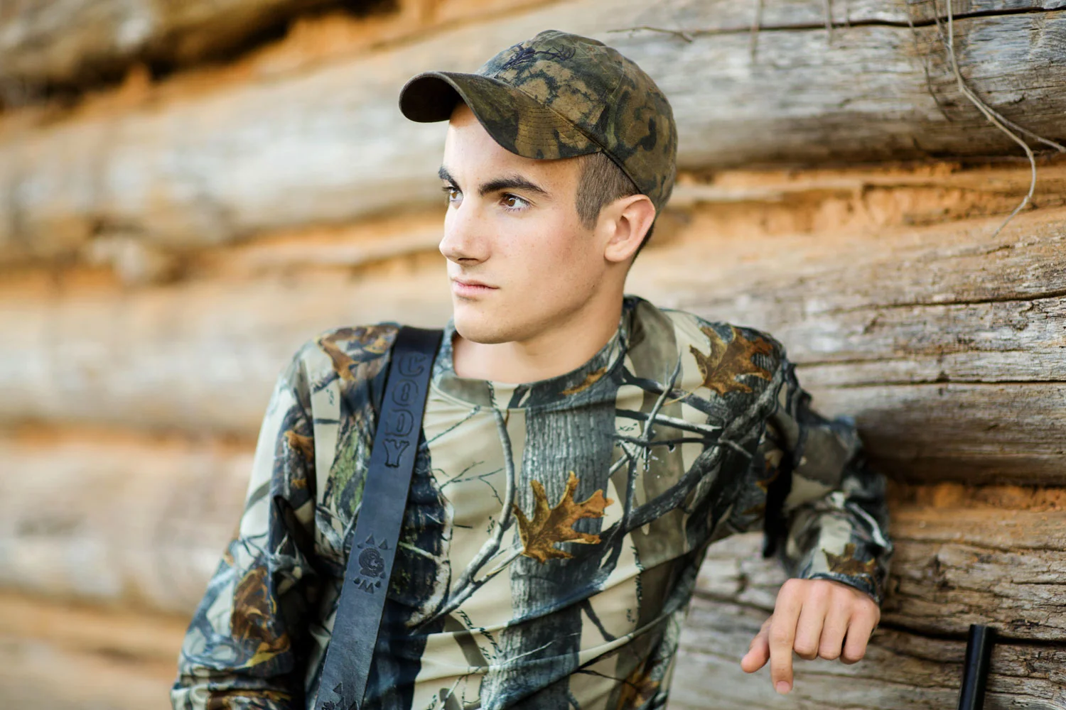 guy-senior-portraits-hunting-megan-bryant.jpg