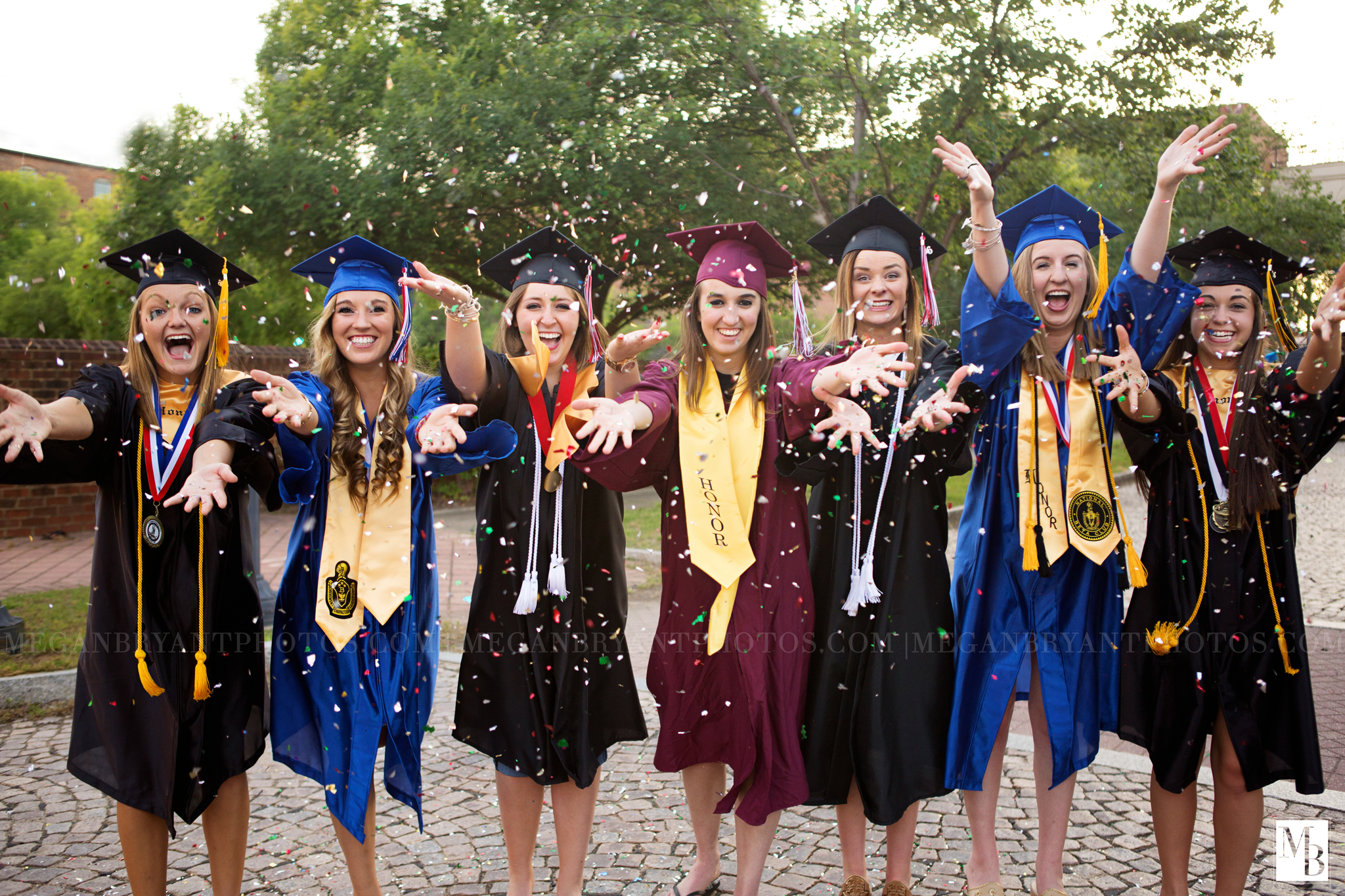 Farewell Class of 2016 | Downtown Graduation Shoot