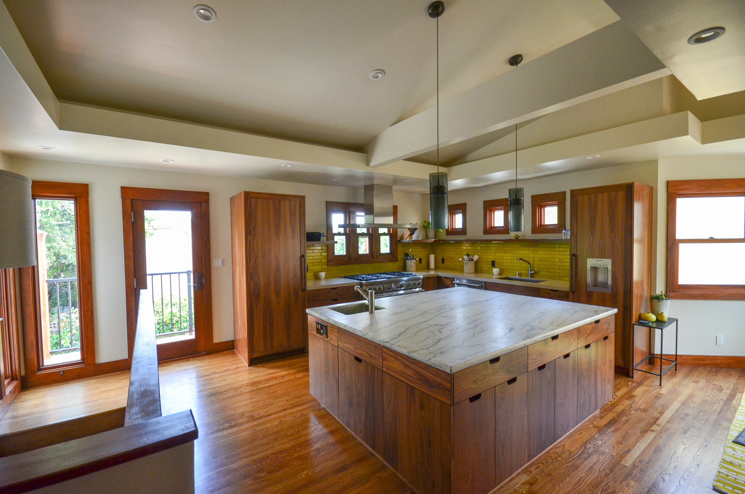 Bay Area modern kitchen cabinets OUTERLANDS DESIGN