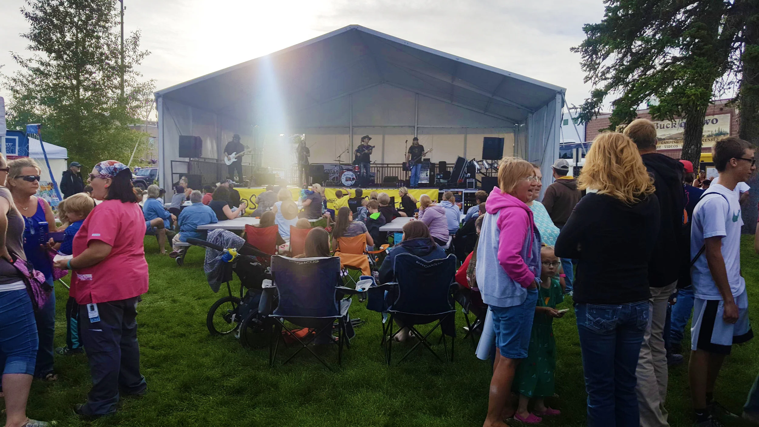 June 2018 - Fossilfest pic2.jpg