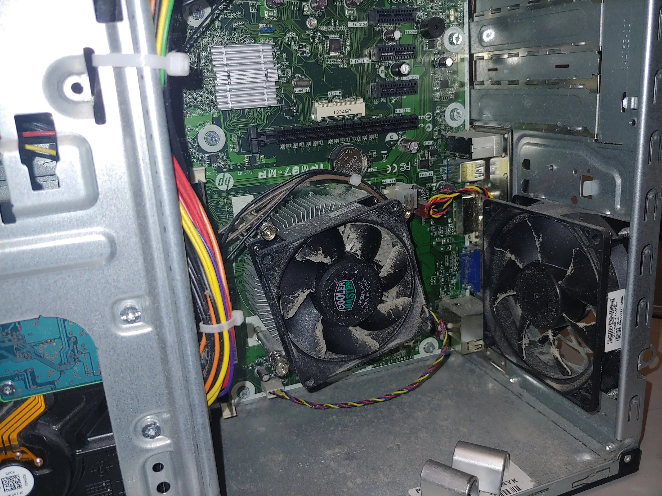 Dirty Desktop 1.jpg