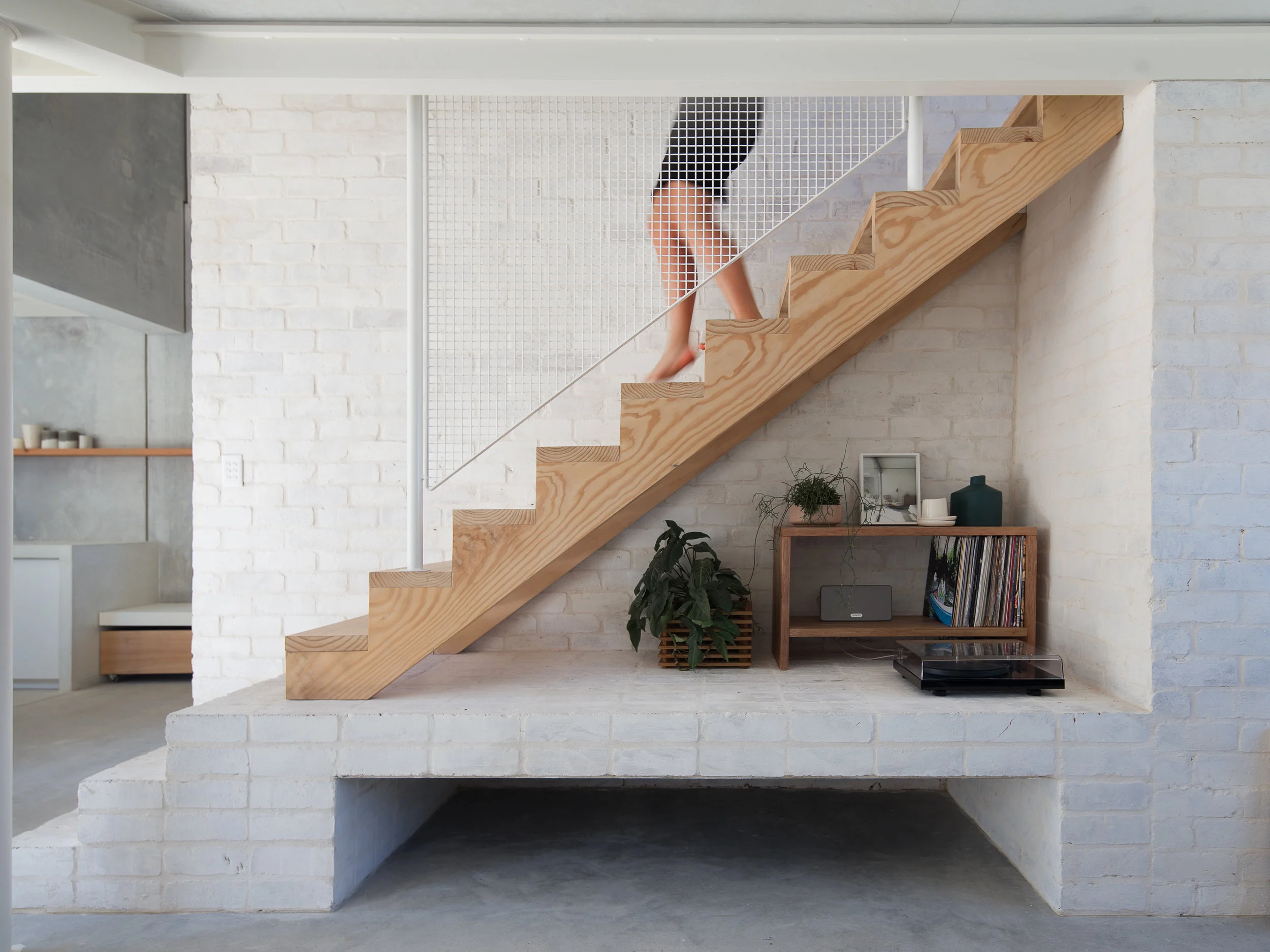 2304_House+A_Whispering+Smith_Ben+Hosking-3.jpg