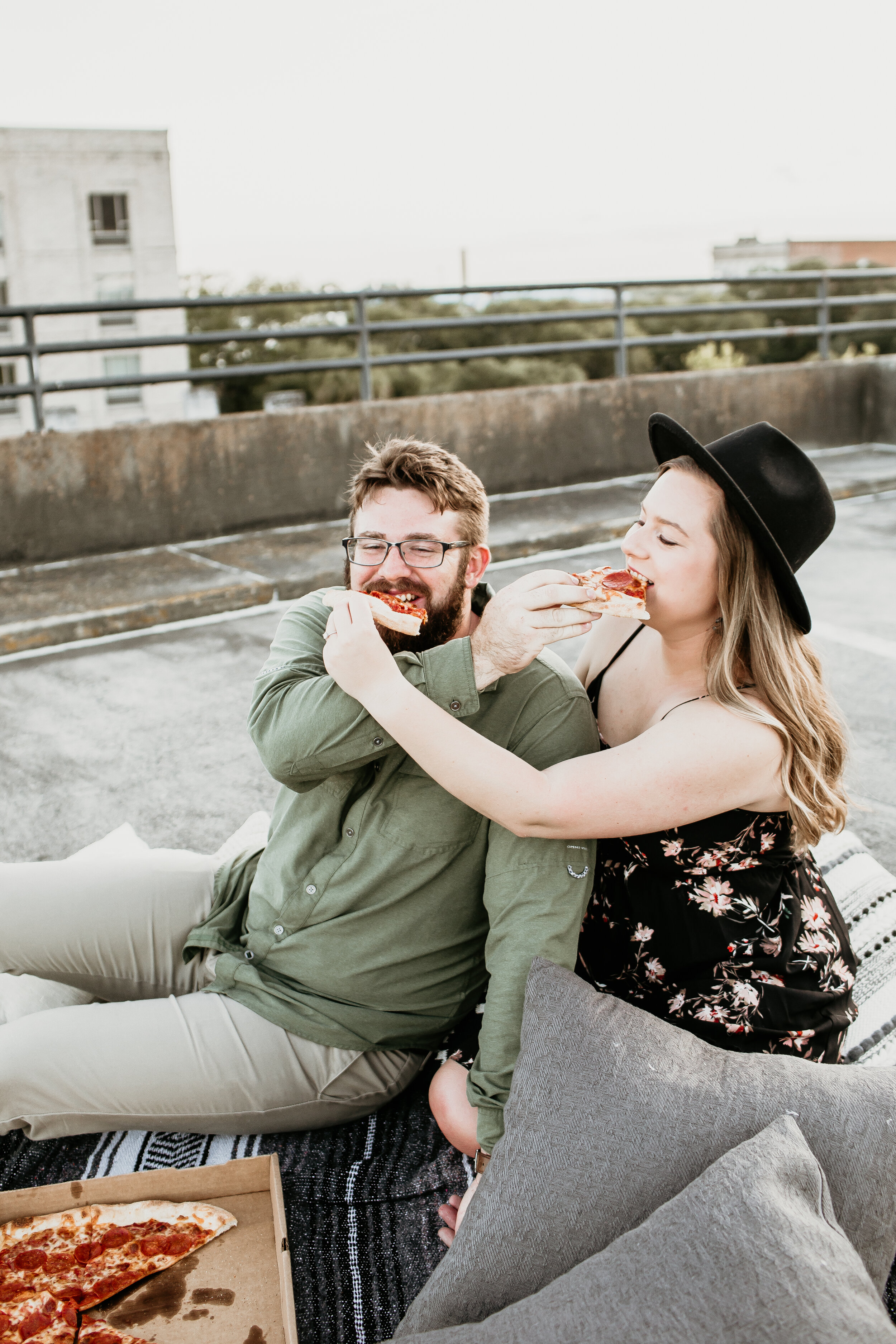 PORTLANDENGAGEMENTPHOTOGRAPHER4.jpg