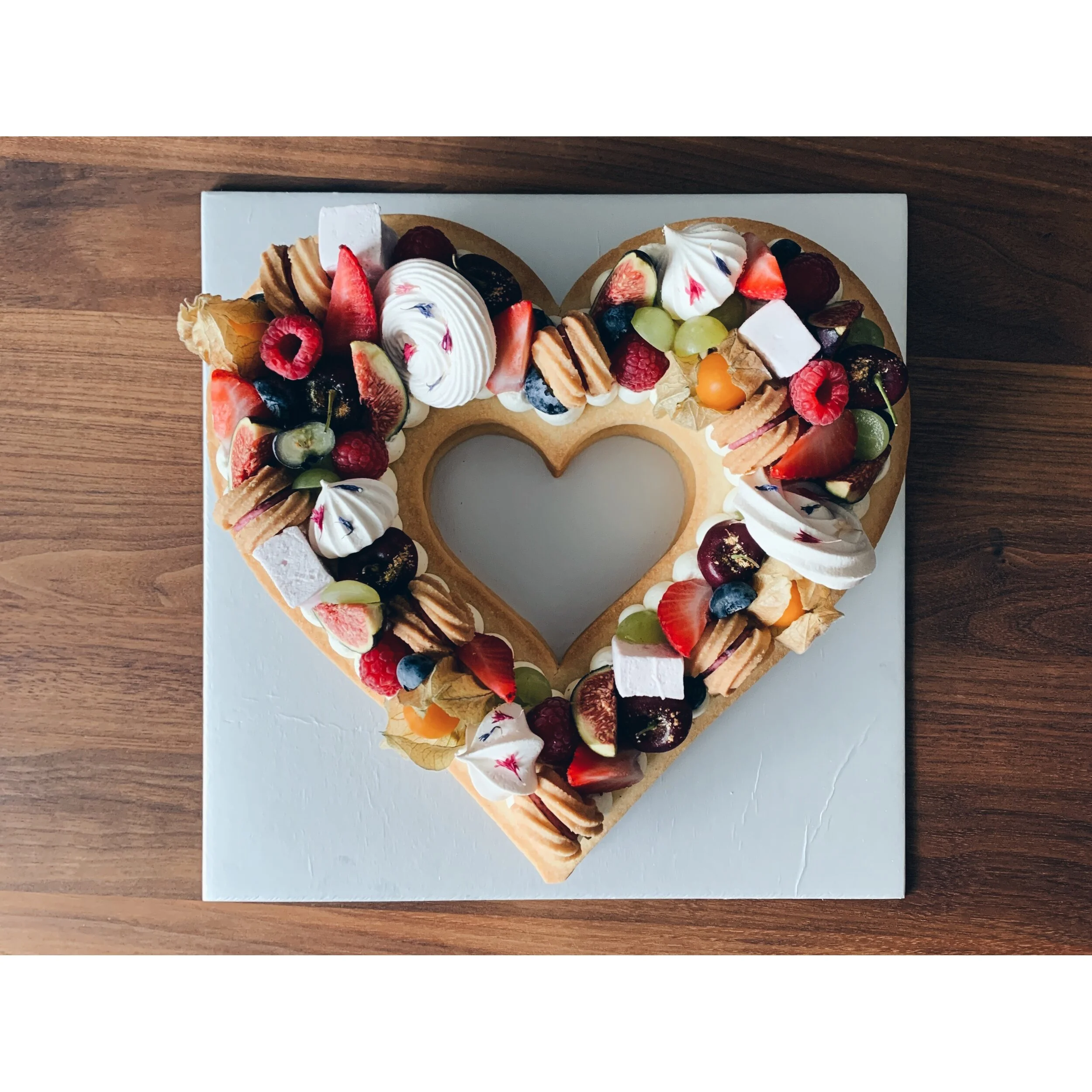 Viennese Monogram Cookie