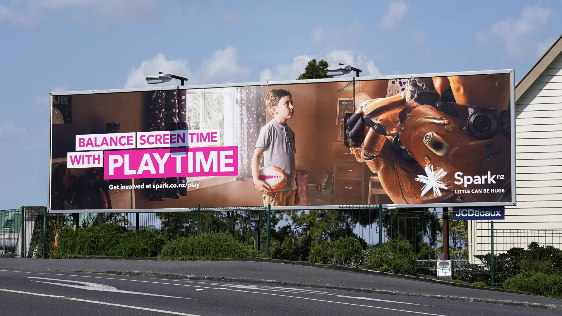 Play_OOH.jpg