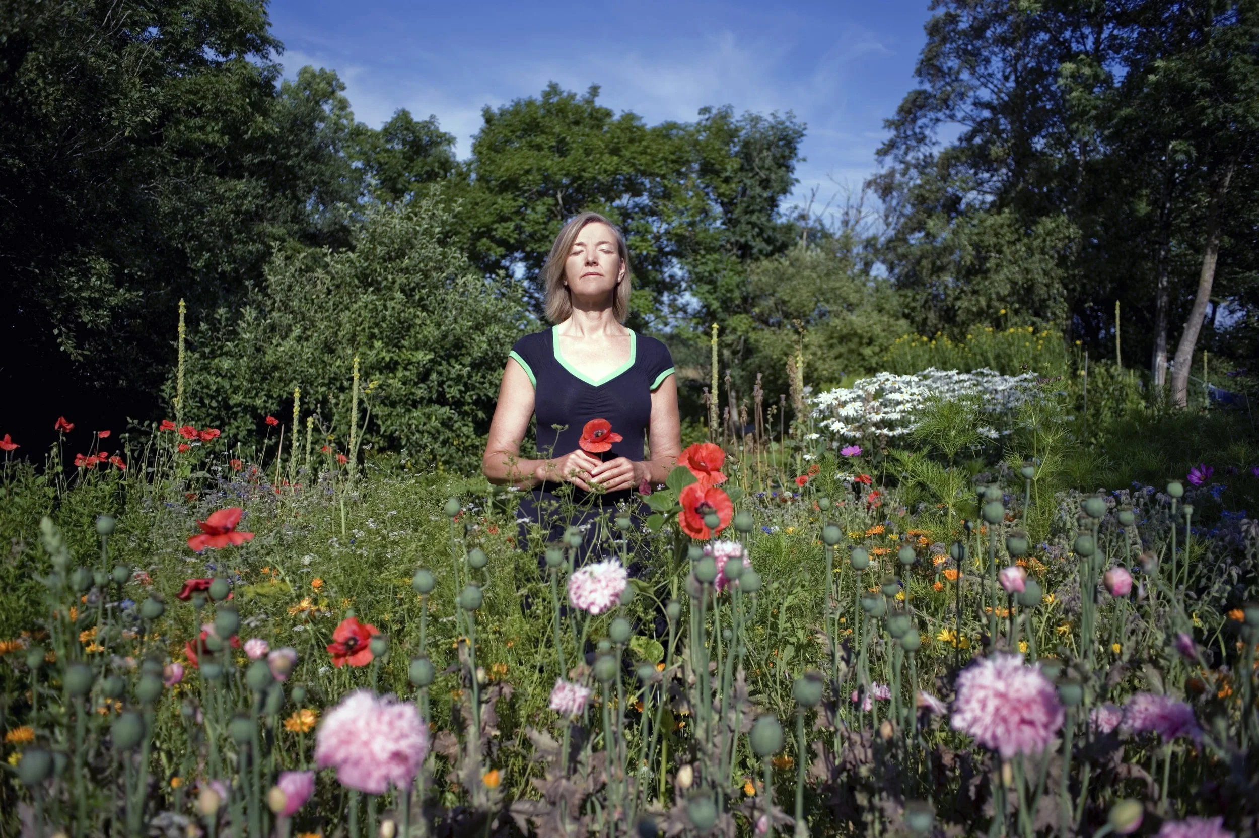 TRA i sin have Lone Mørch.jpeg