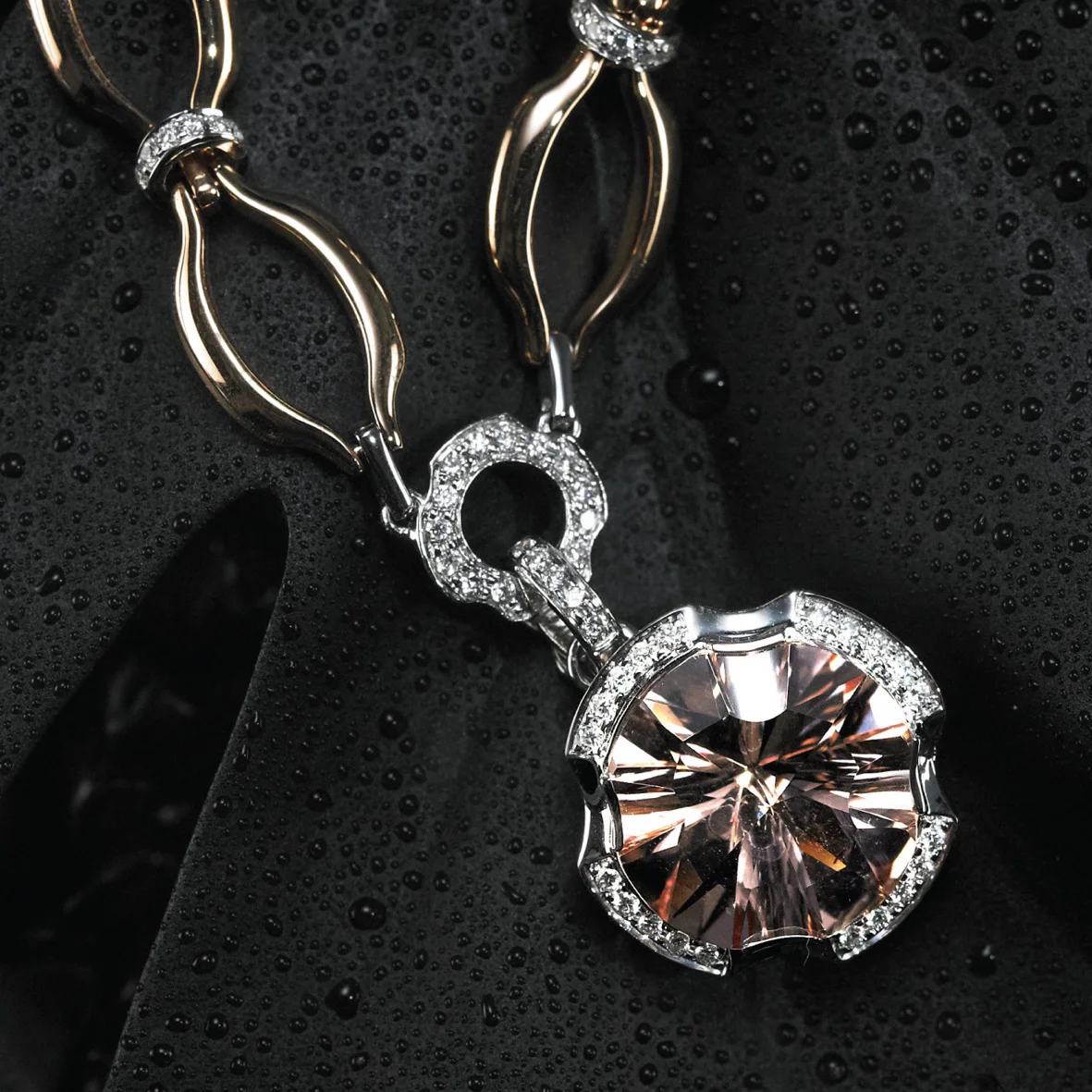 KonciergeIssue1_Diamondlife copy-3a.jpg