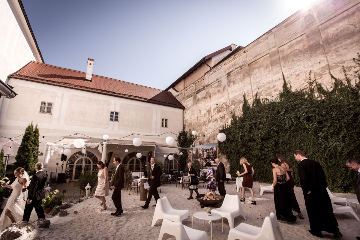wedding-in-enns-austria-028.jpg