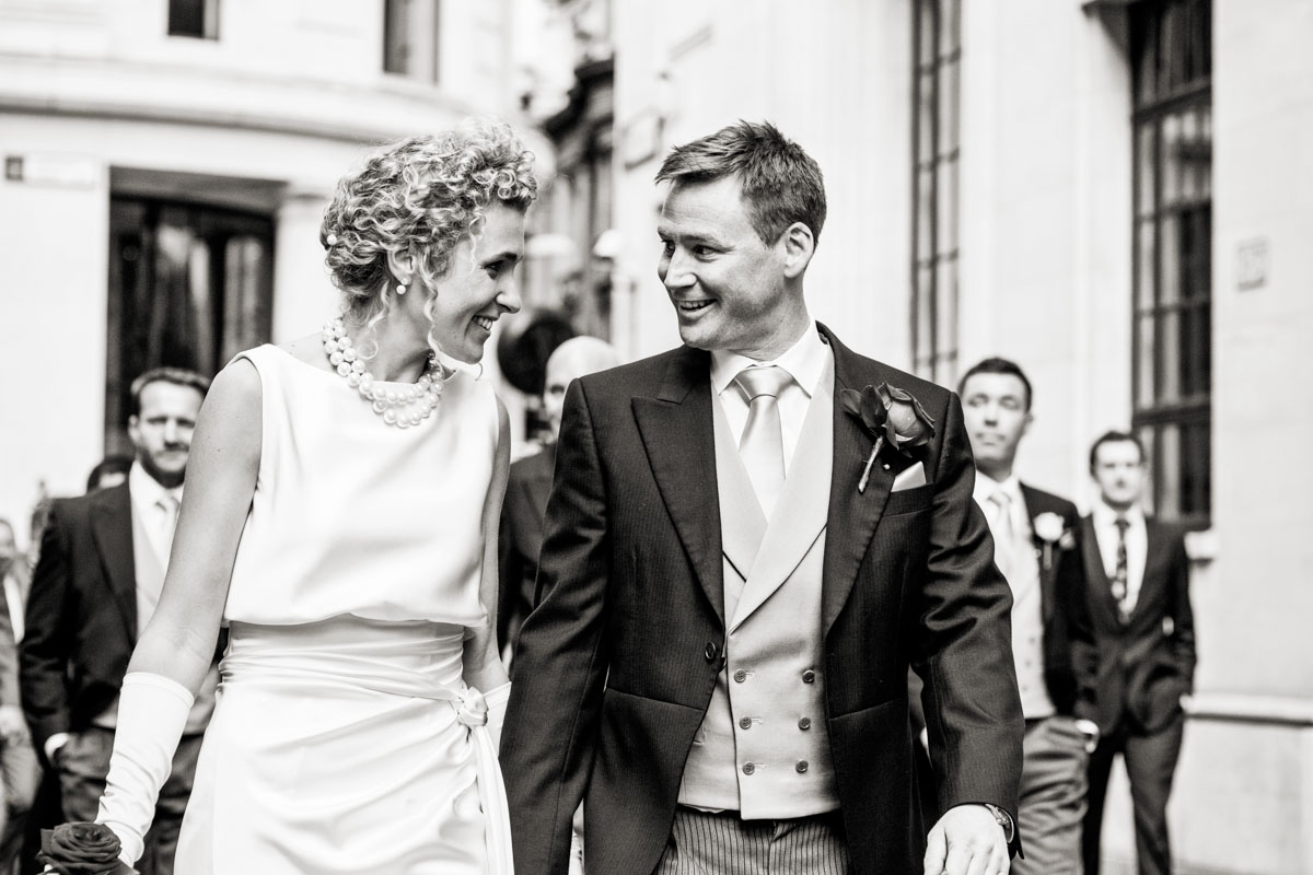 wedding-photography-at-the-royal-exchange-london_044-2.jpg