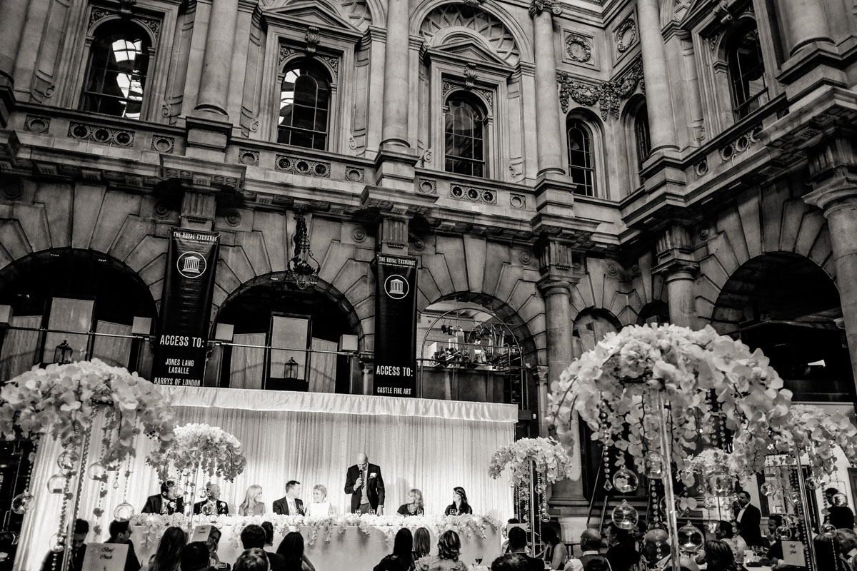 wedding-photography-at-the-royal-exchange-london_071-2.jpg