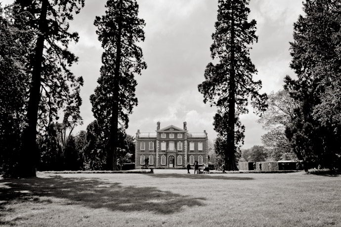 Wedding-Photography-at-Kingston-Bagpuize-House-012.jpg