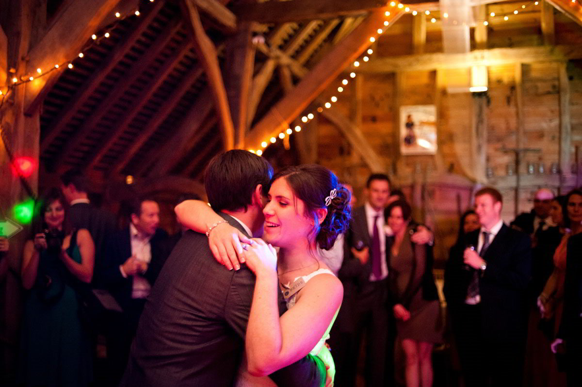 Gildings-Barn-wedding-photographs-036.jpg