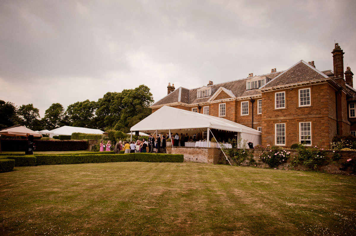 Poundon-House-Wedding-Photographer-033.jpg