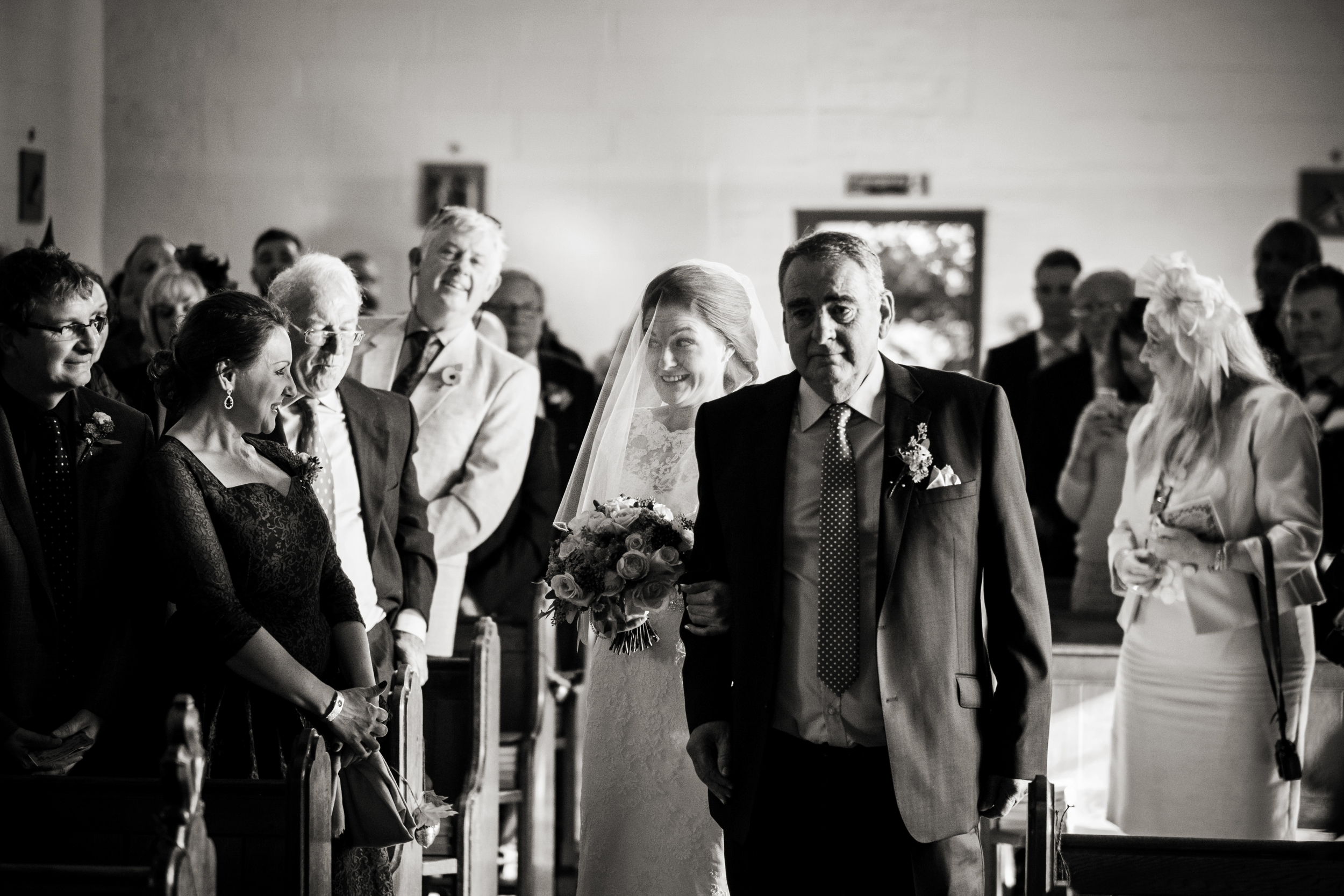 Berkshire reportage wedding photographers 011.jpg