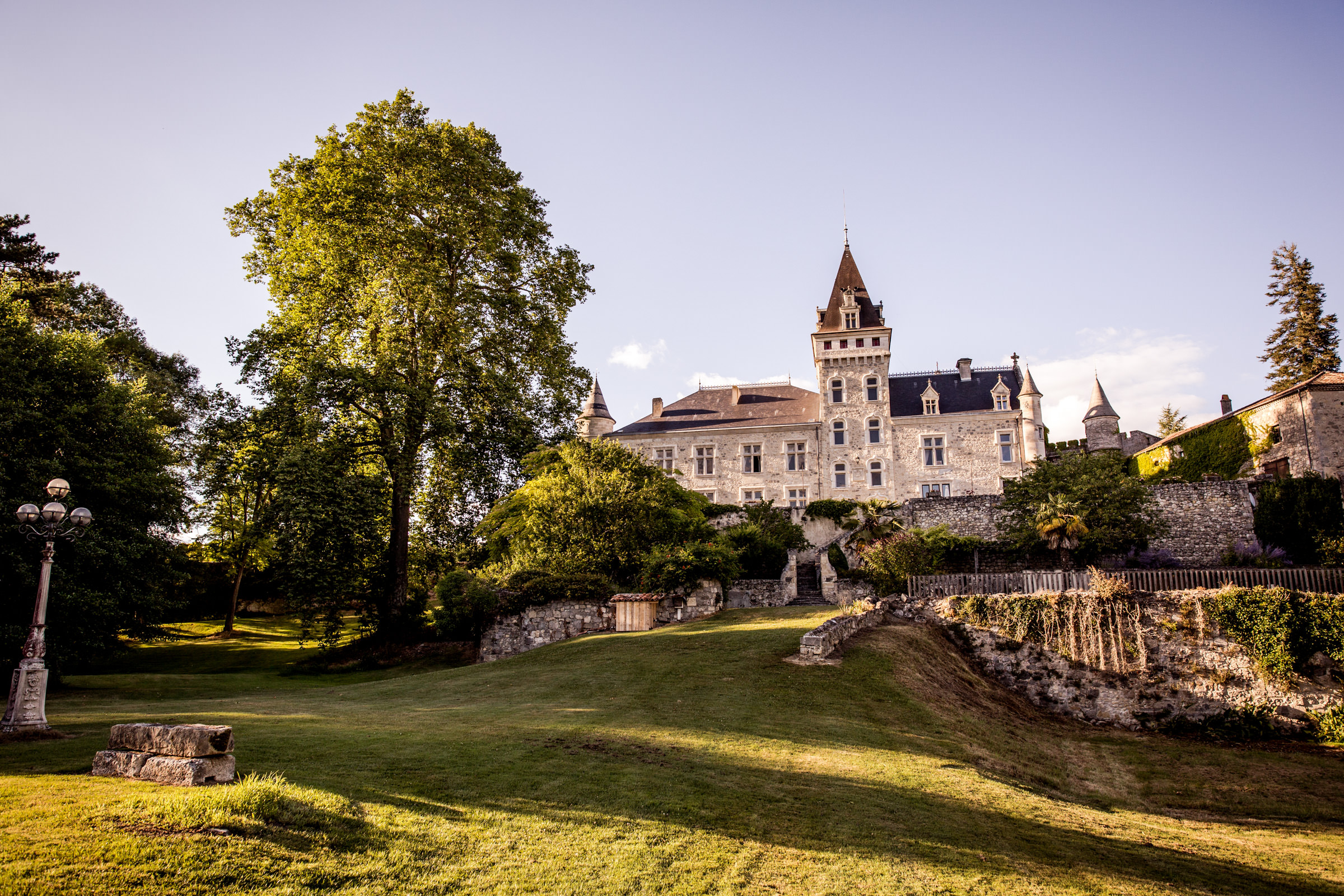 Uk Wedding photographers working at chateau de lisse in gascony 054.jpg