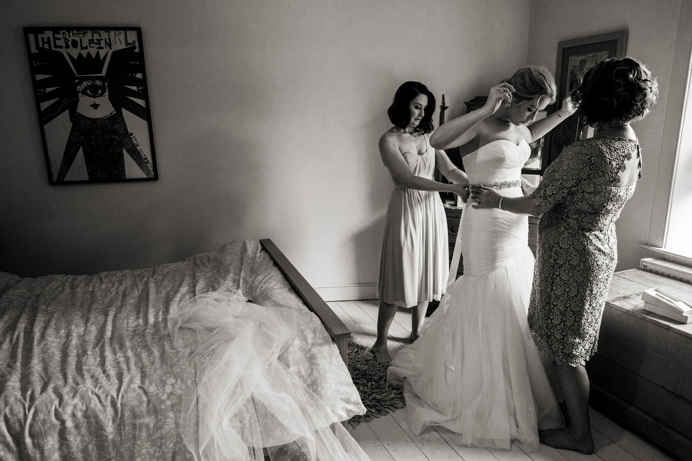 Documentart wedding photographers Berwick-upon-Tweed 002.jpg