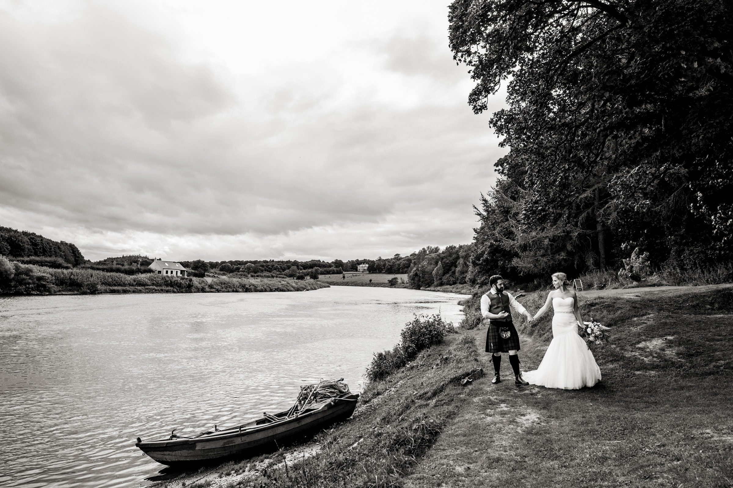 Documentart wedding photographers Berwick-upon-Tweed 013.jpg