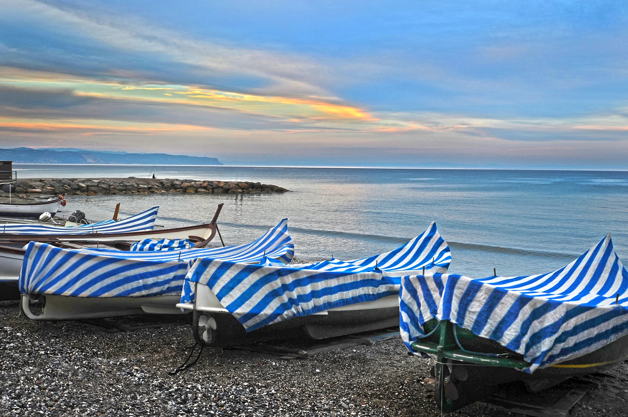 sea shore header.jpg