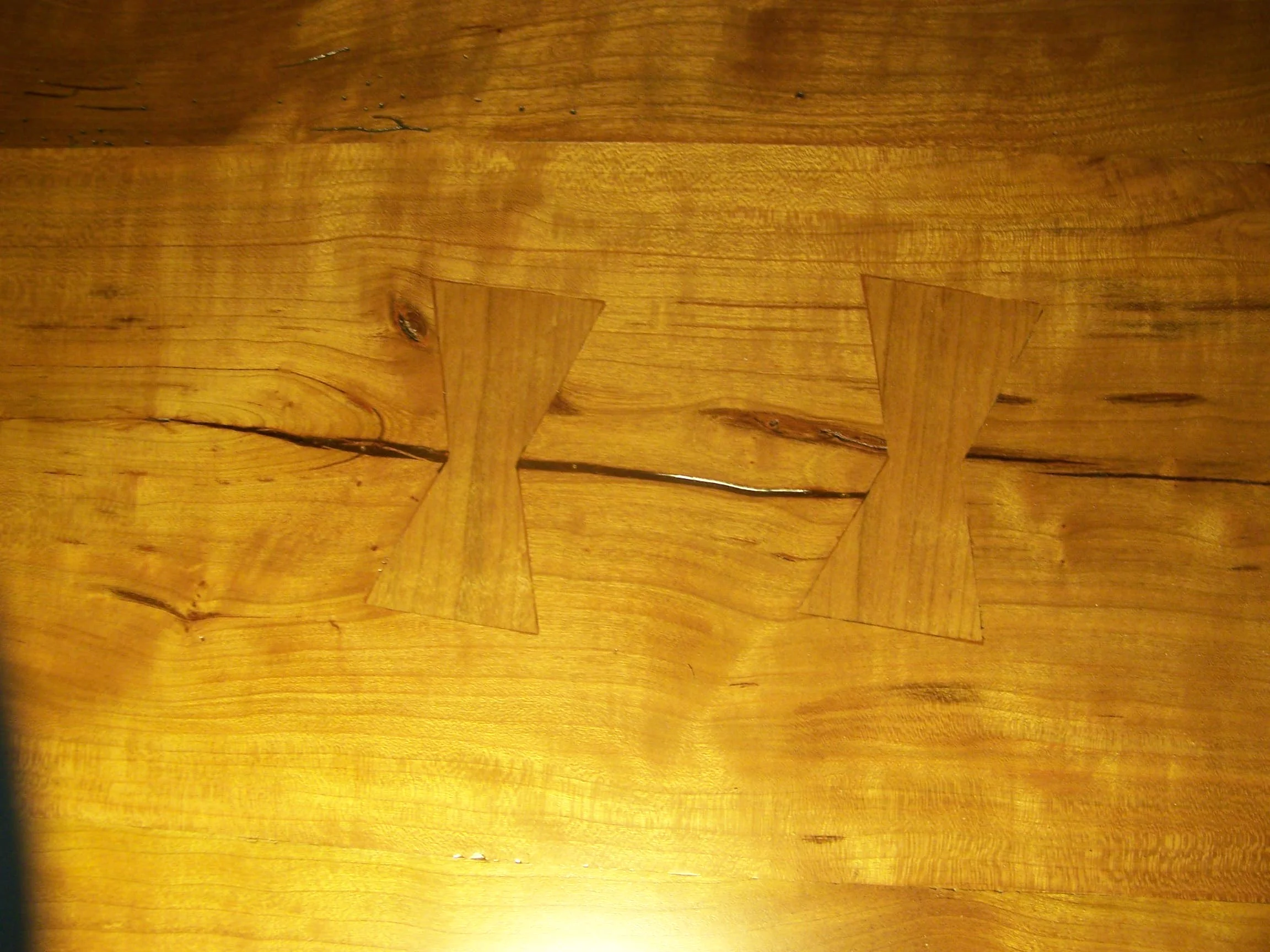 hine table 010.jpg