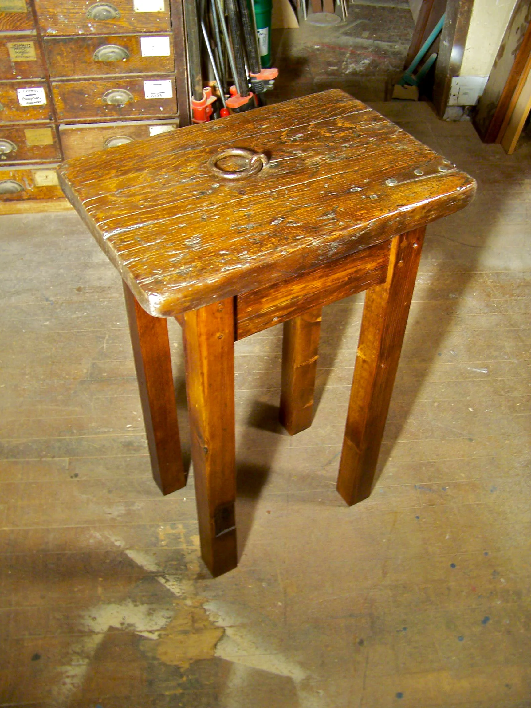 floor hatch tbl002.JPG