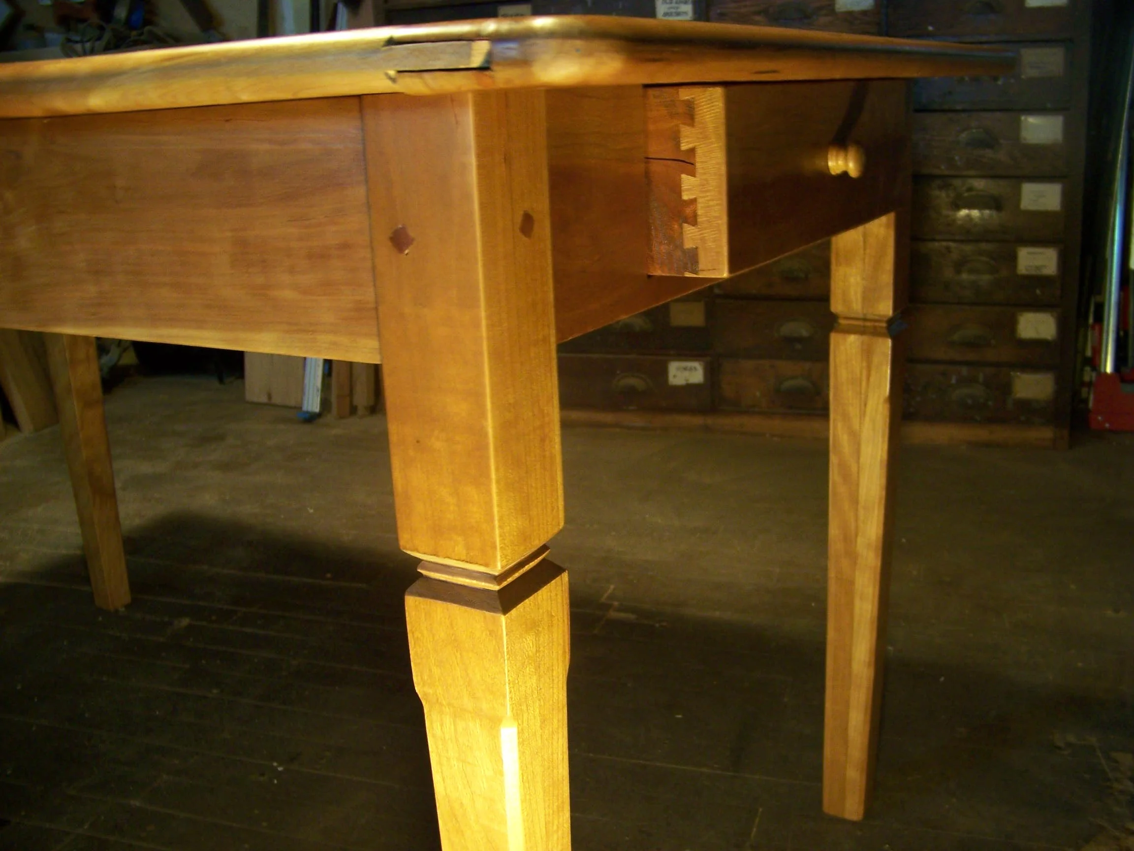 hine table 017.jpg