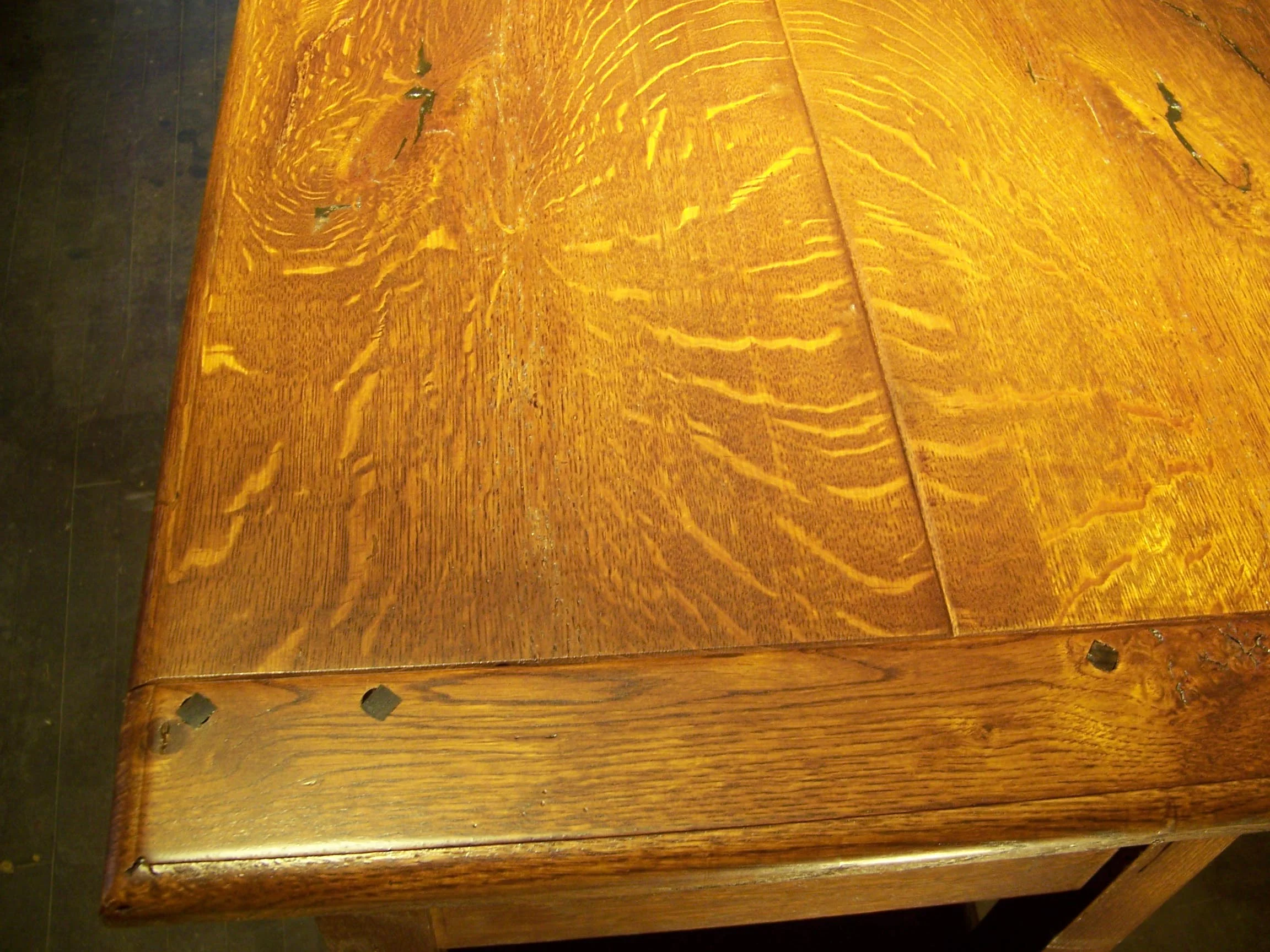 kitchen island015.JPG