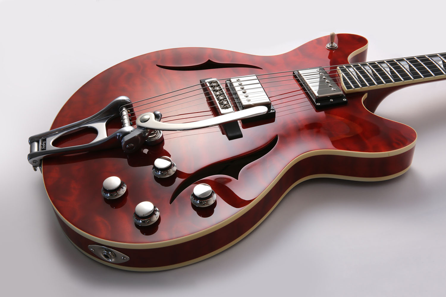 Case J35 semi-hollow