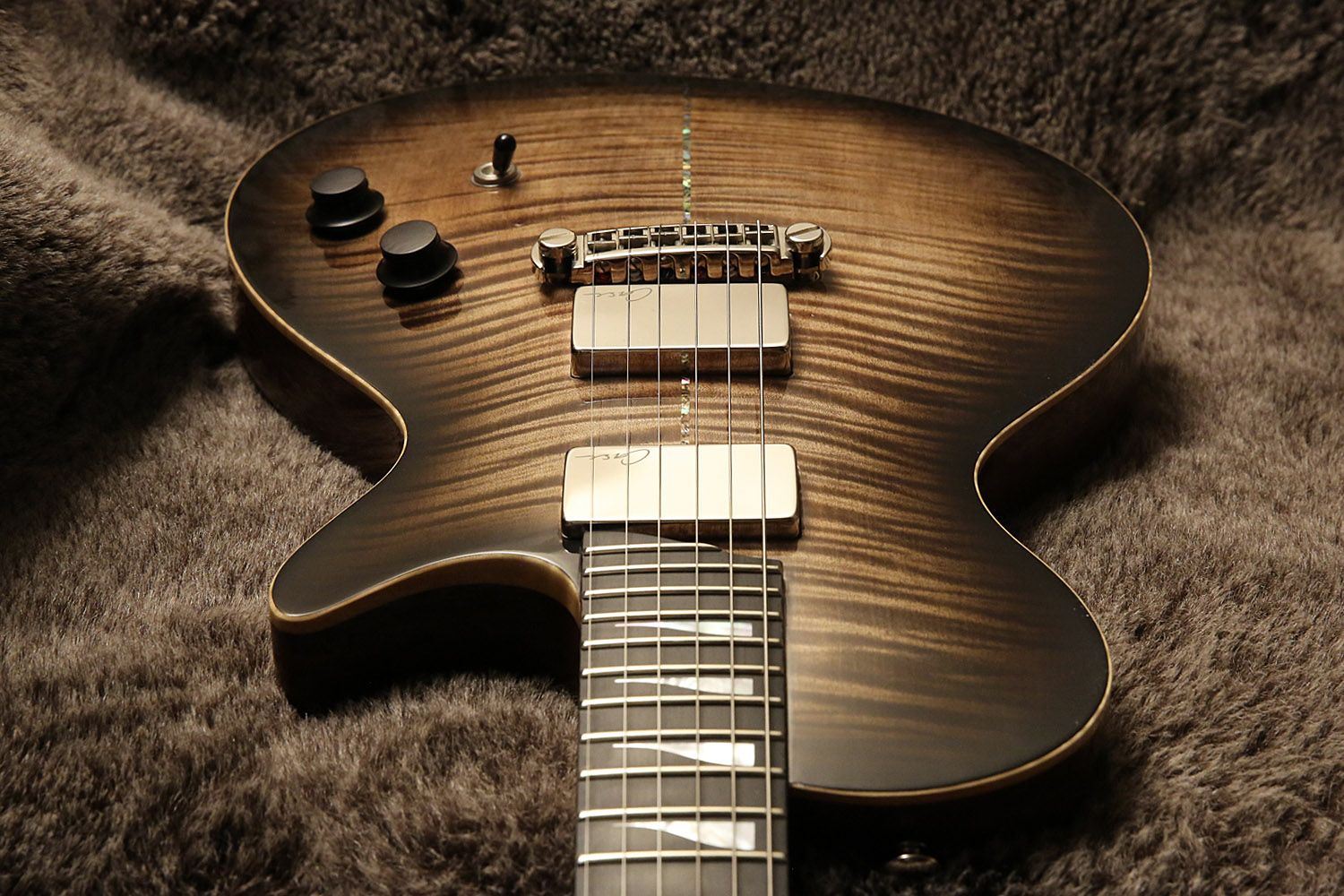 J1 walnut 3.jpg