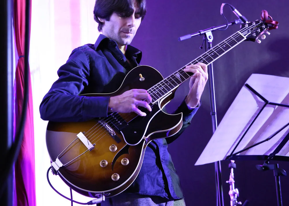 Richard+Rozze+signature+J3+thinline-1.jpg