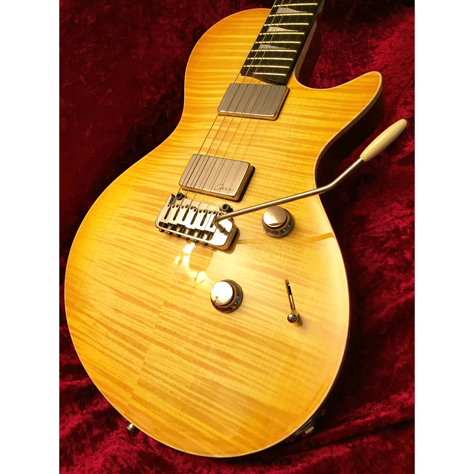J1 Lemon burst