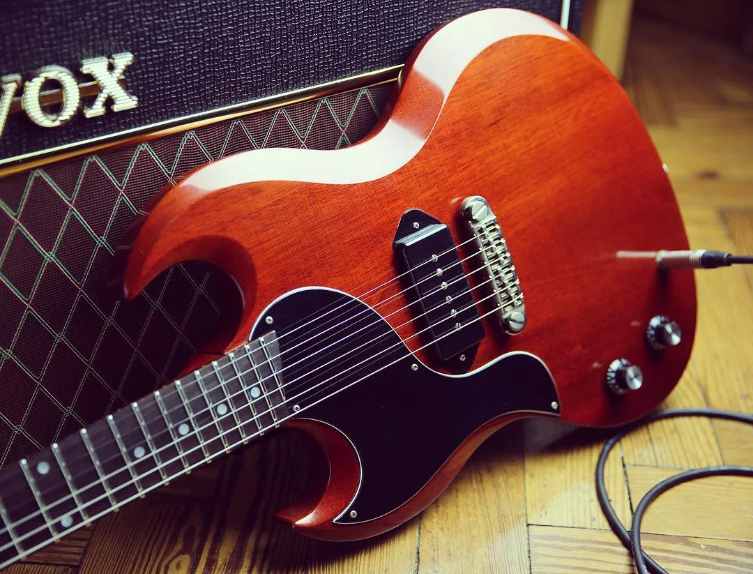JS Junior - lefty, strung right handed