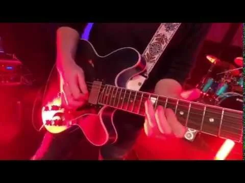 Case J35 Semi-hollow played by James Cole - 'The Classic Rock Show'