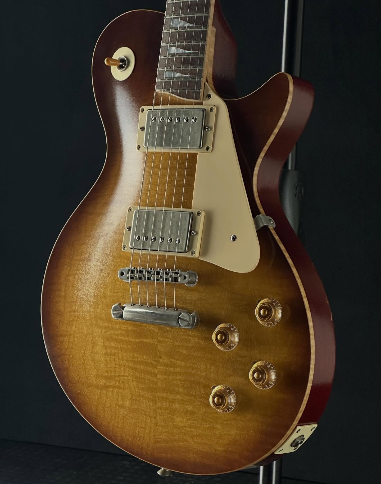 Wishing everyone a very Happy New Year!! #caseguitars