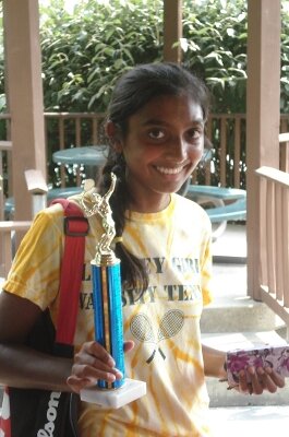 kids+tennis+girls+trophy.jpg