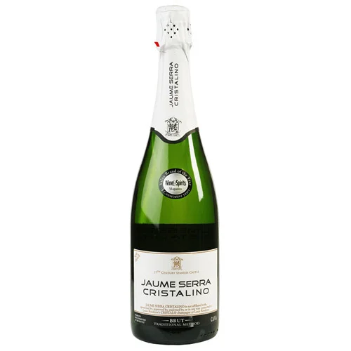 I randomly picked up this bottle at one of my local wine shops, and I'm totally going back for another. Perfectly crisp and dry, this Cava beauty tastes like green apple and citrus. I also paired this with some leftover french fries, and I have to say it tasted delicious.