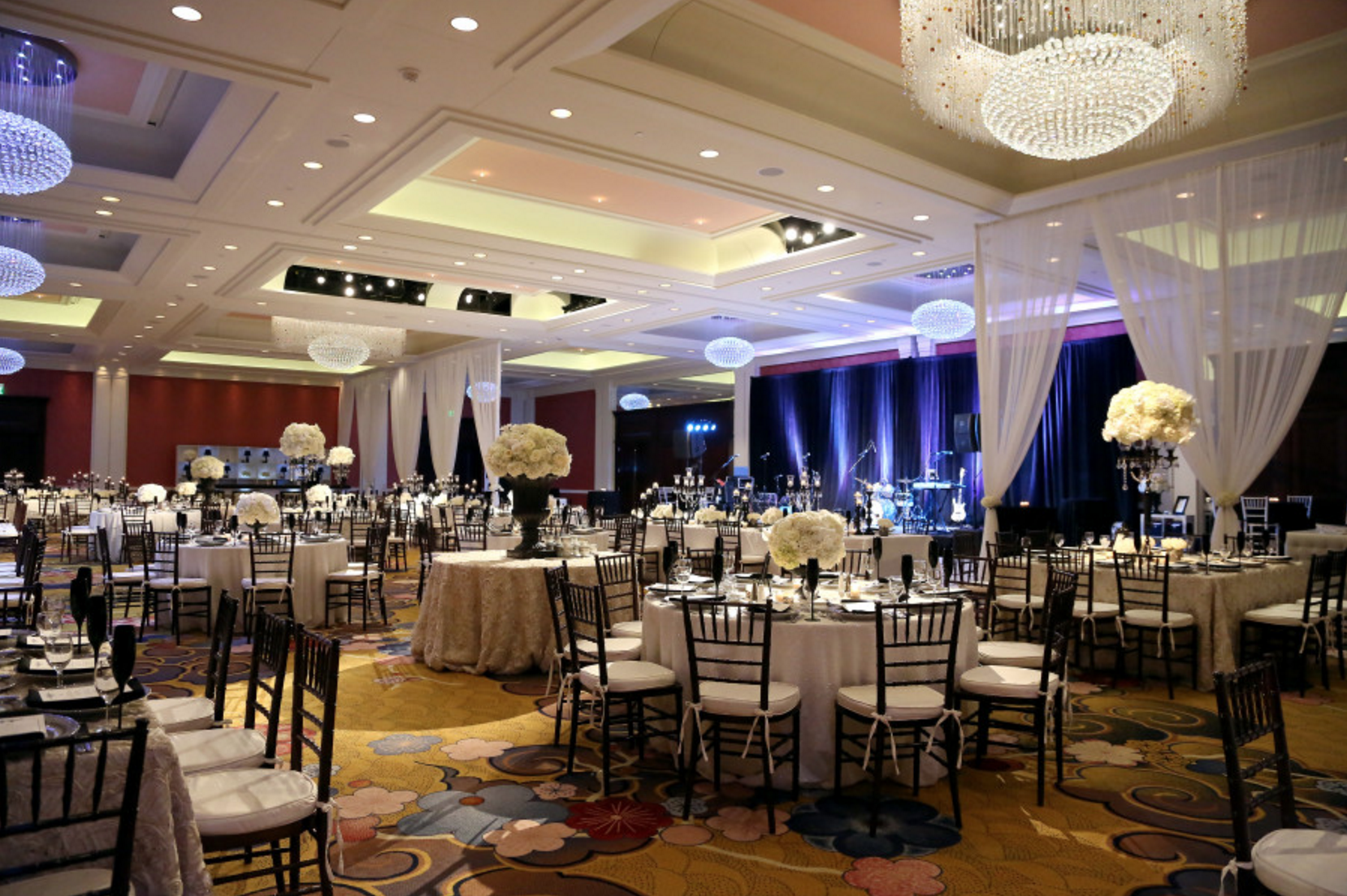 full room layout hotel wedding grand rapids event planner