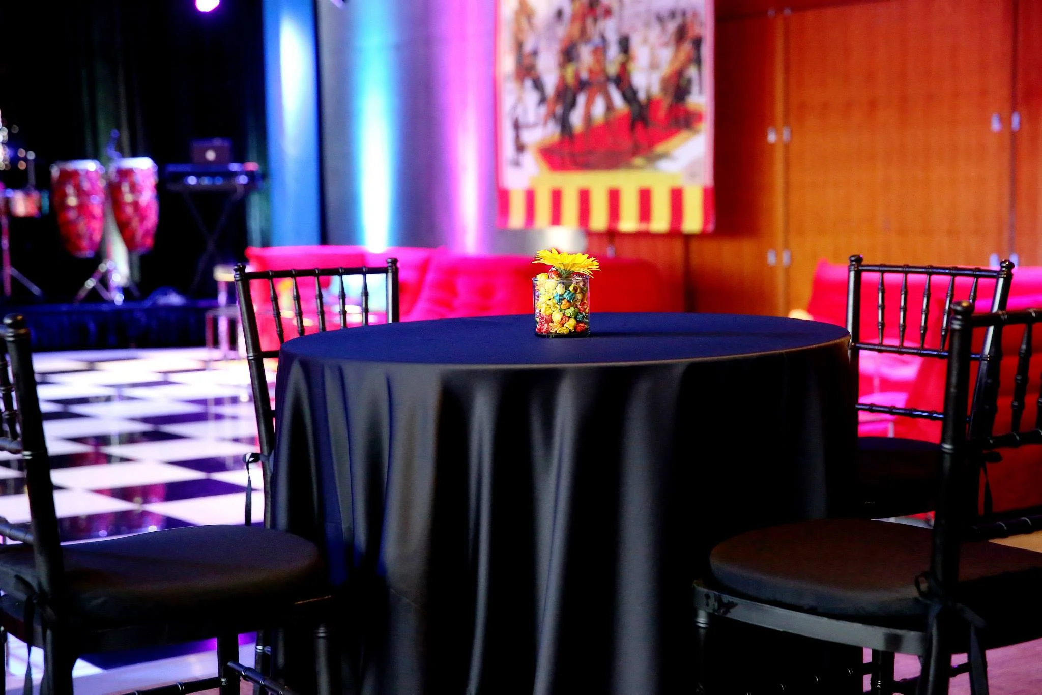 Grand Rapids, Michigan Black Tables and Chairs