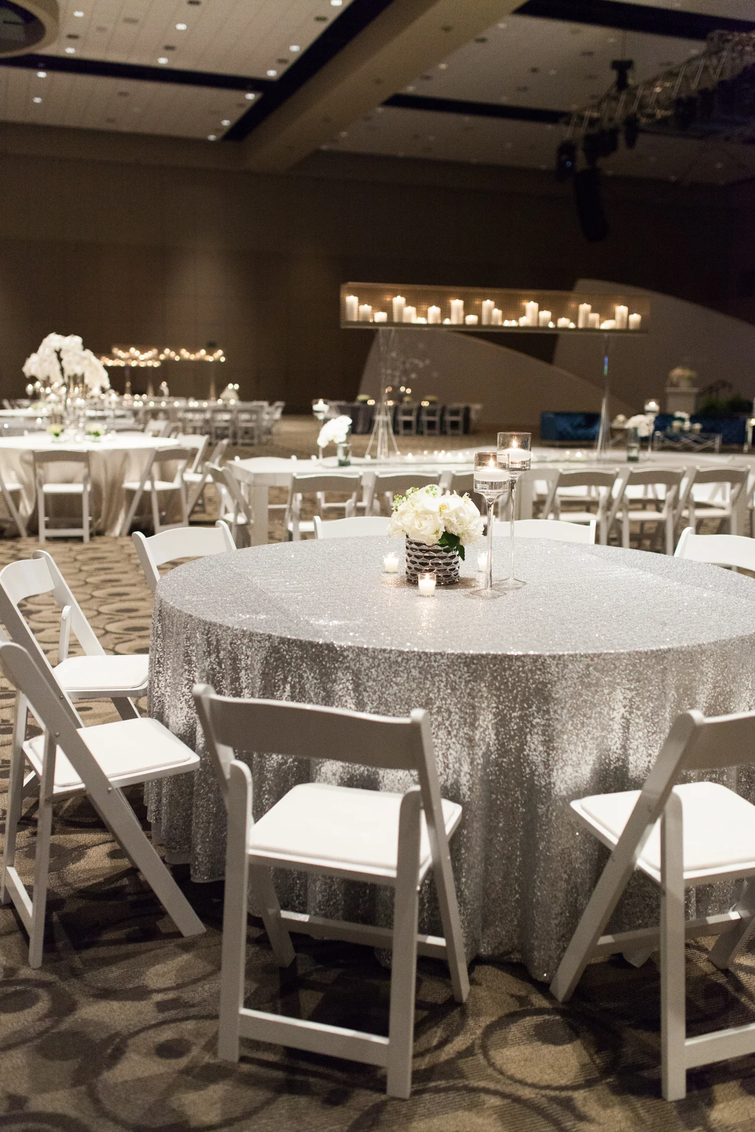 West Michigan Event Silver Linen with White Rose Arrangement