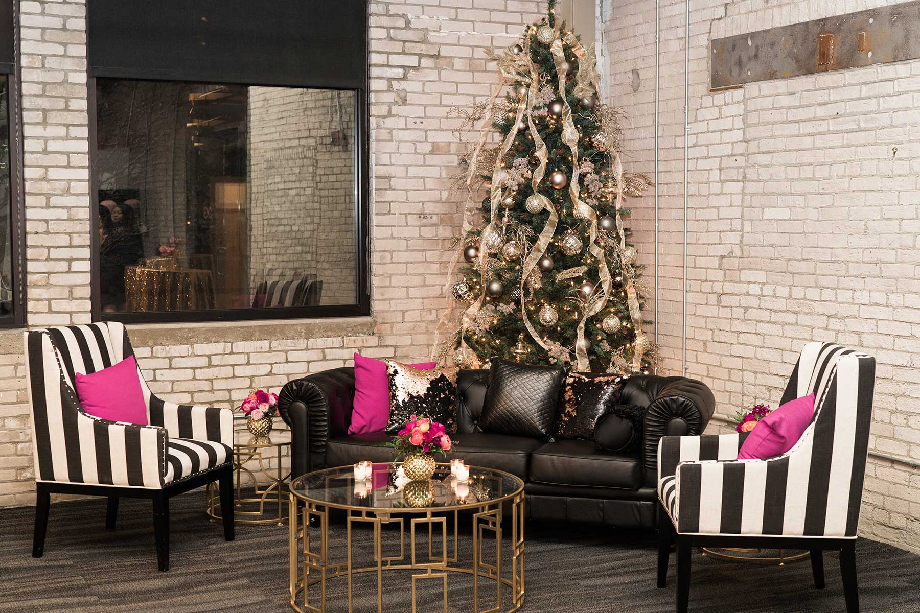Holiday-Decor-Seating-Lounge-Tree-Modern-Day-Events.jpg
