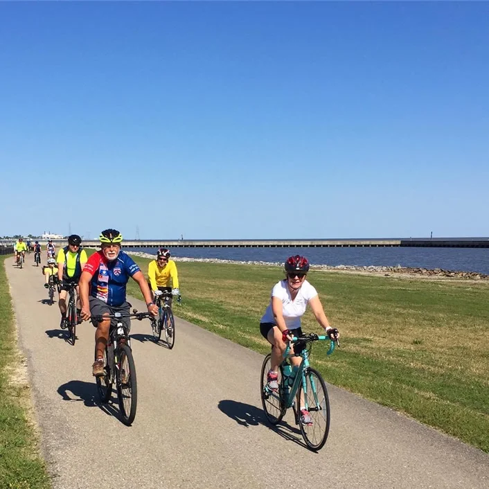 A BRBC social ride along the levee.