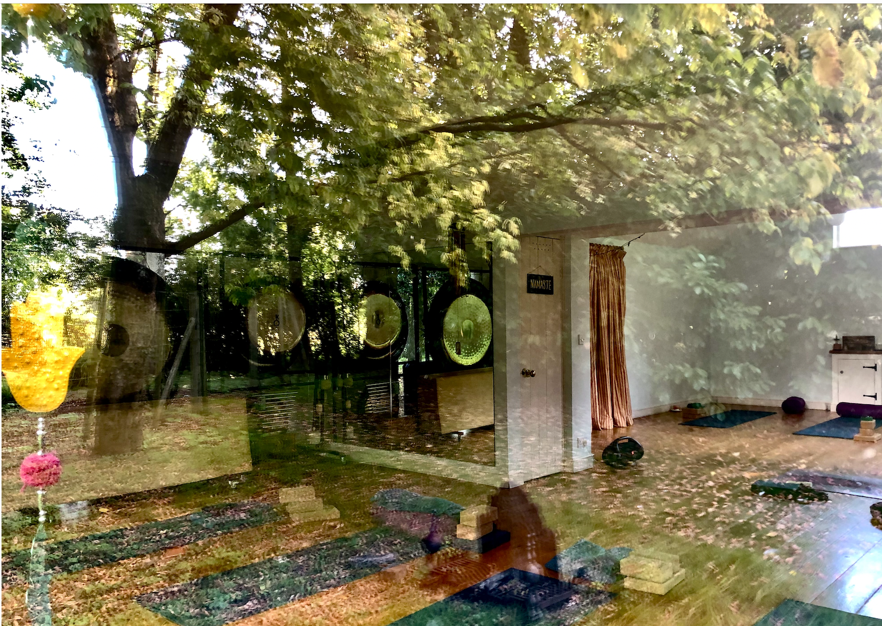 Restorative/yoga Nidra with crystal bowls