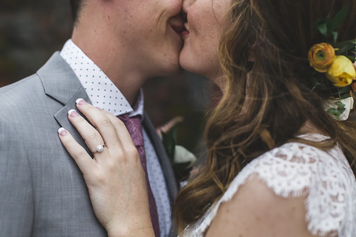 engle-olson-minneapolis-fall-wedding-60.jpg