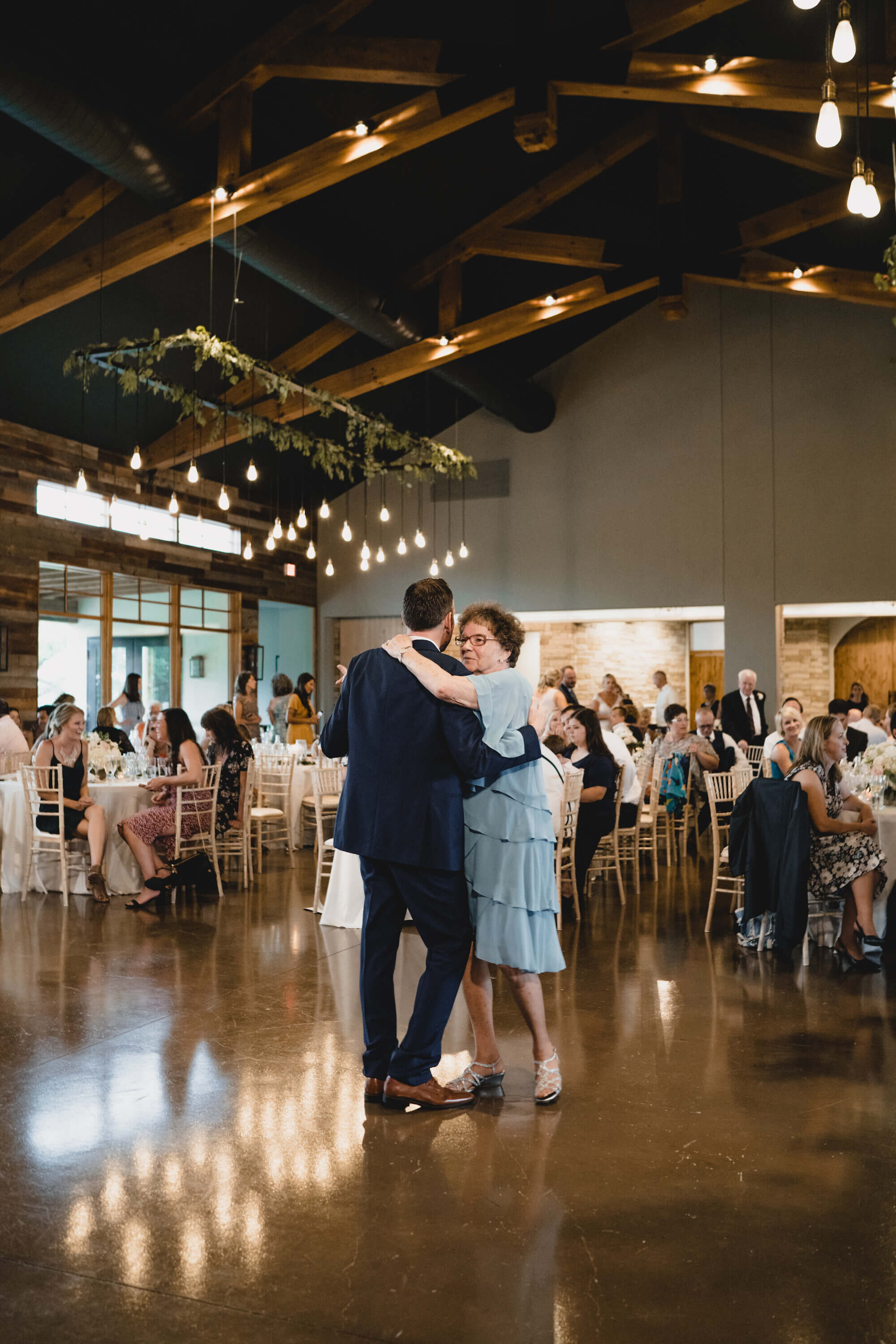 engle-olson-austin-summer-wedding-dancing-first-dances-4.jpg