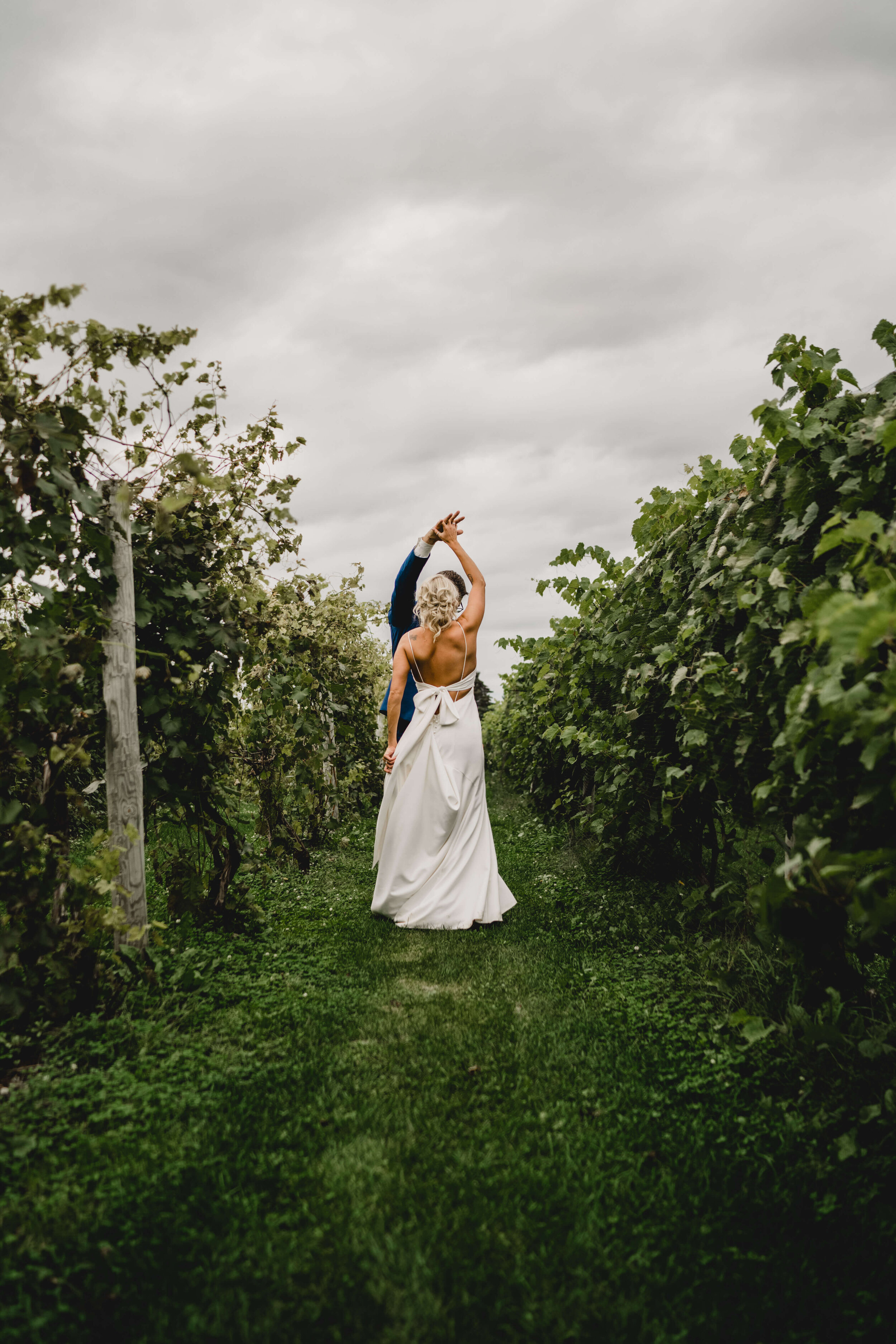 engle-olson-wedding-winery-bride-groom-22.jpg