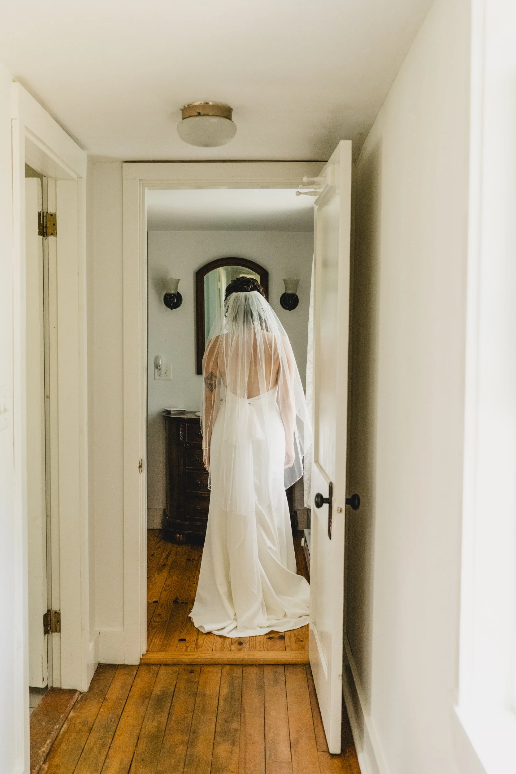 engle-olson-lis-jack-maine-wedding-previews-11.jpg