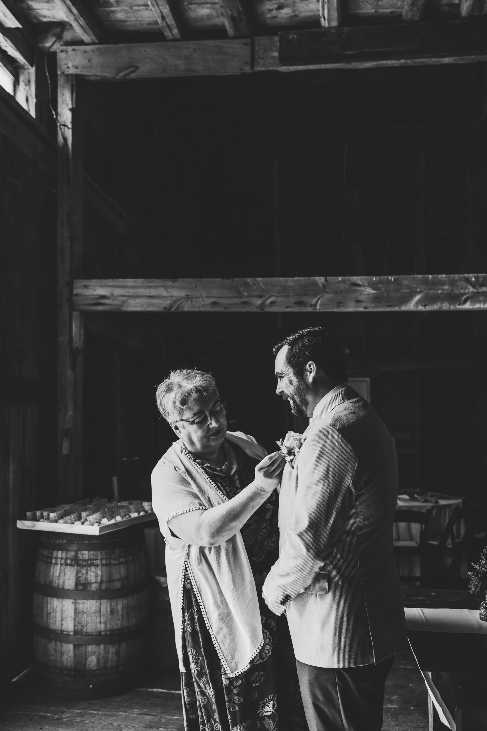 engle-olson-lis-jack-maine-wedding-previews-13.jpg