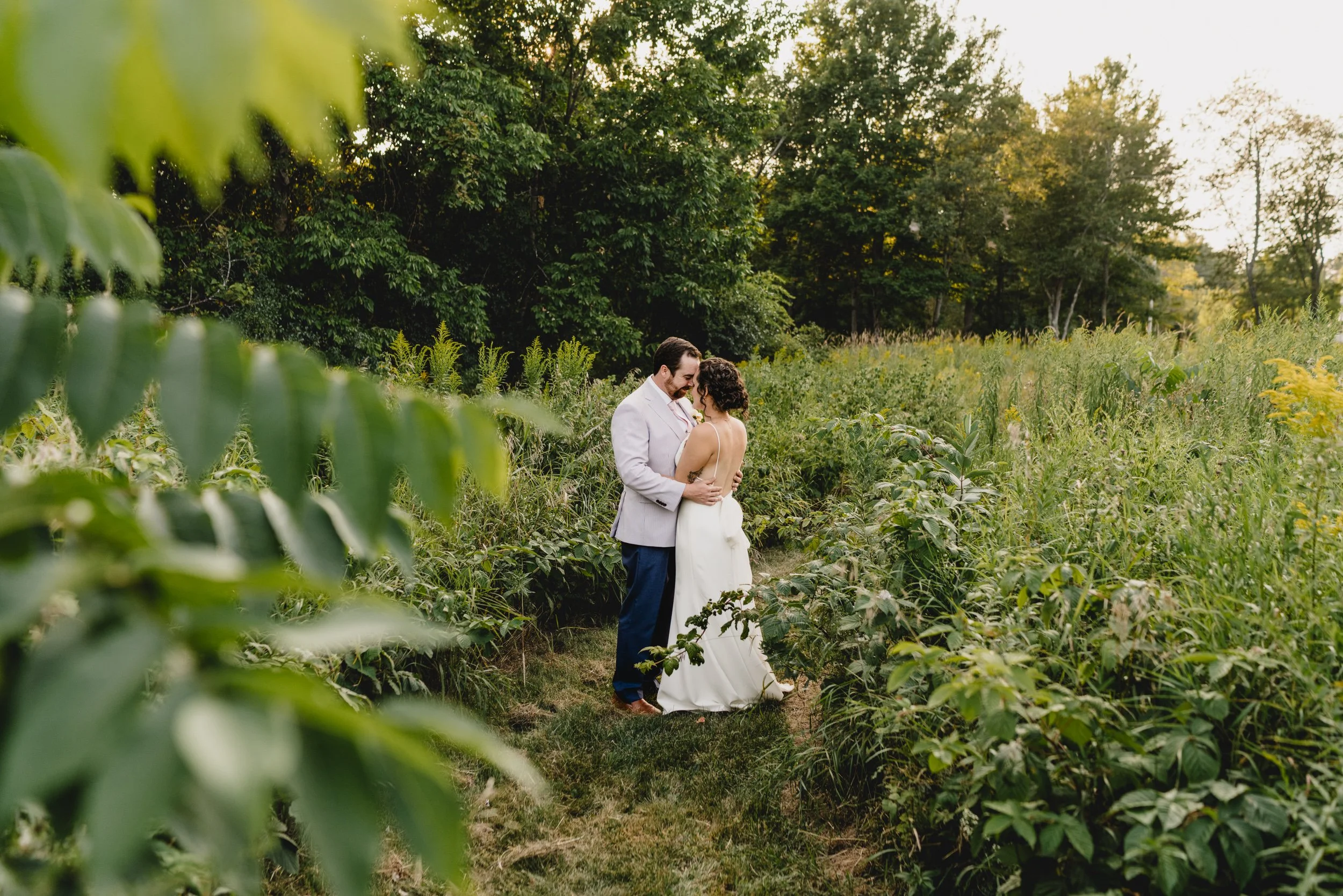 engle-olson-lis-jack-maine-wedding-previews-39.jpg