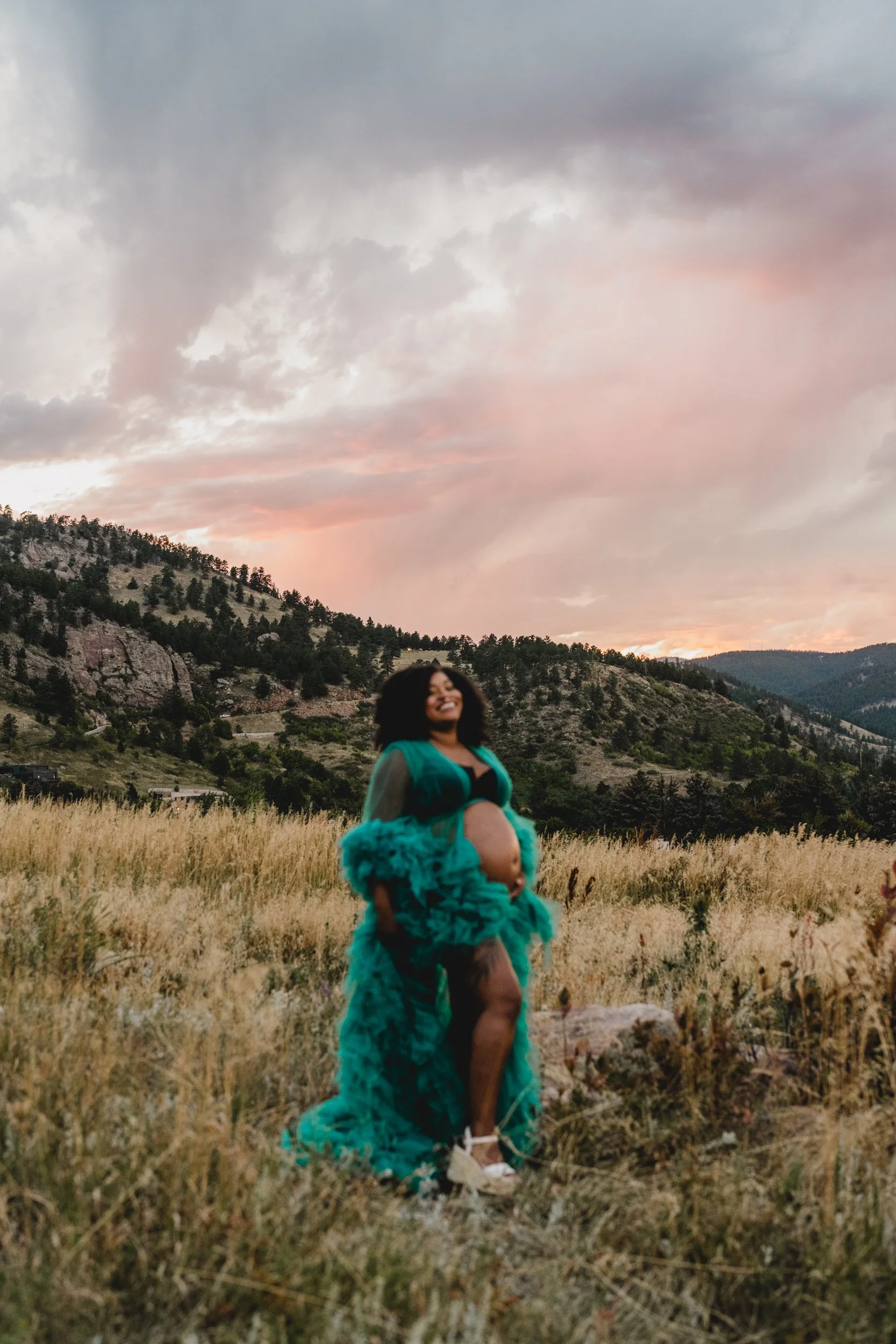 engle-olson-chloe-carly-colorado-maternity-session-previews-21.jpg