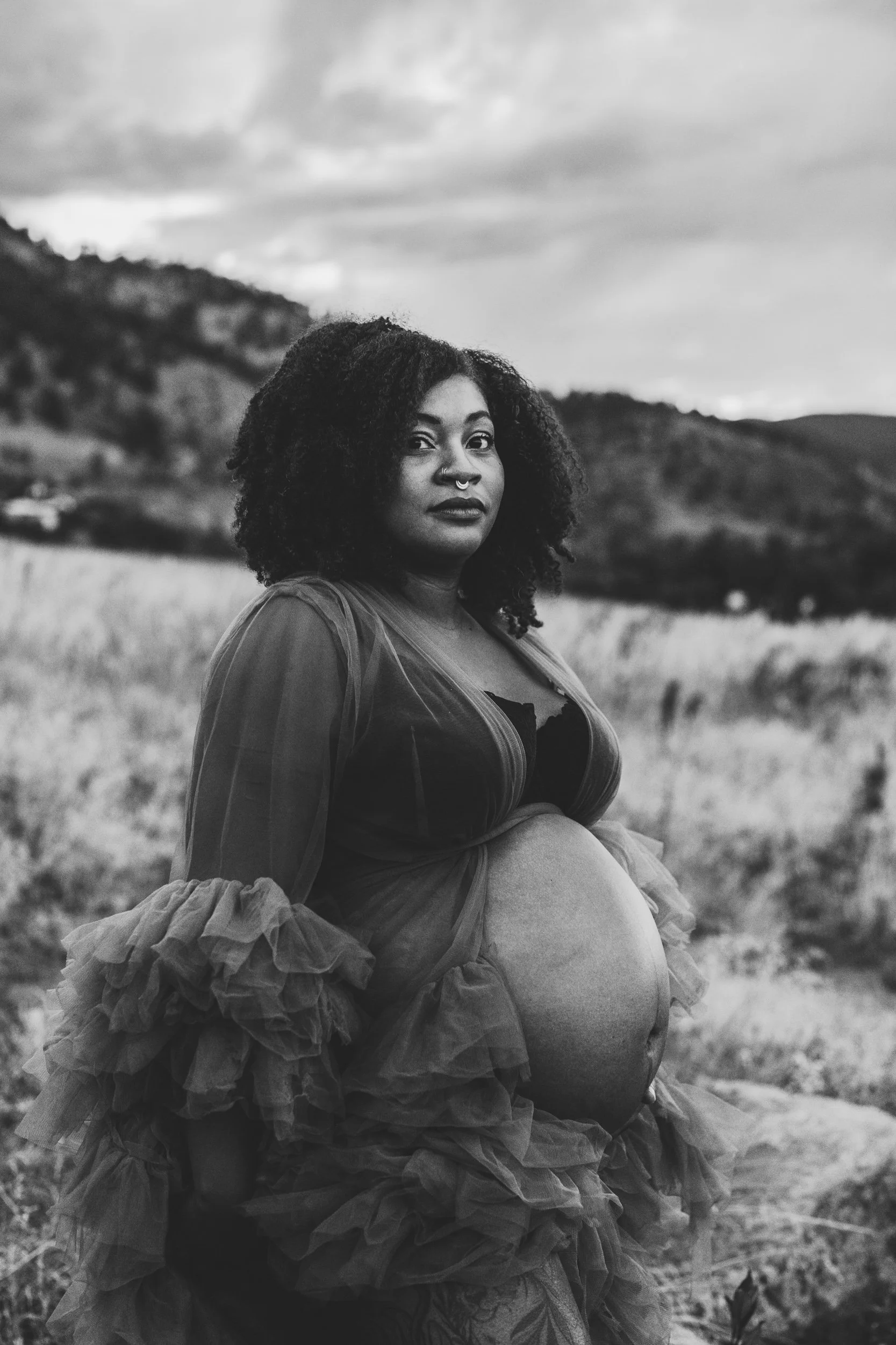 engle-olson-chloe-carly-colorado-maternity-session-previews-24.jpg
