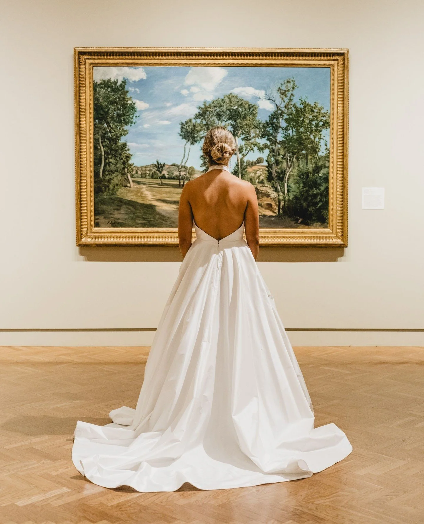 Pretty as a picture. ⁠
⁠
From Kaitlin + John's wedding at the @artsmia.